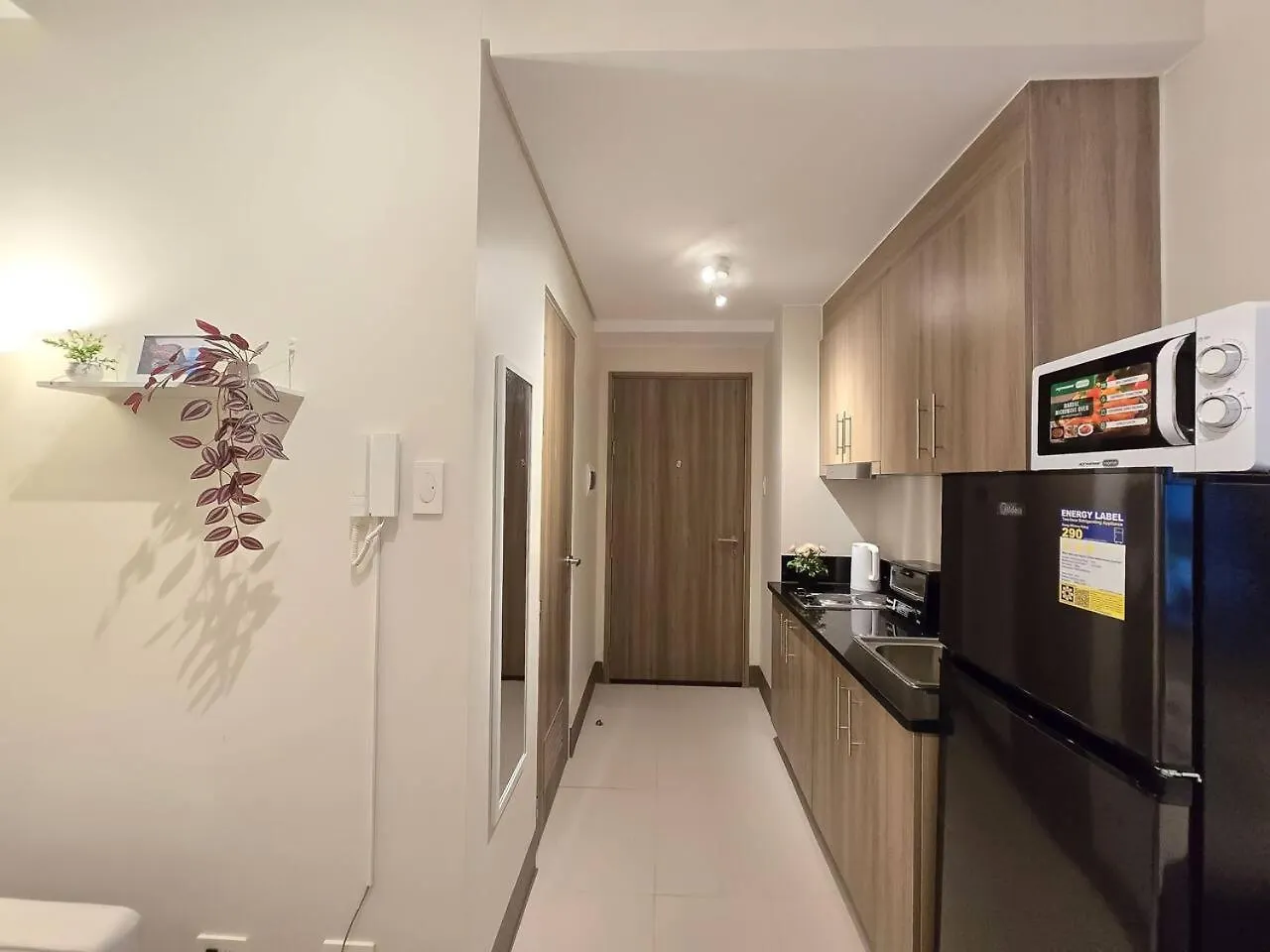 1Br Unit Condotel W Balcony Fame Residences #Fm61 Manila Apartment