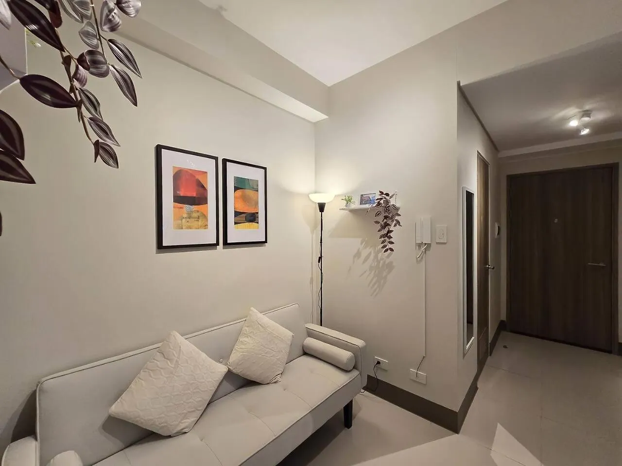 Apartment 1Br Unit Condotel W Balcony Fame Residences #Fm61 Manila