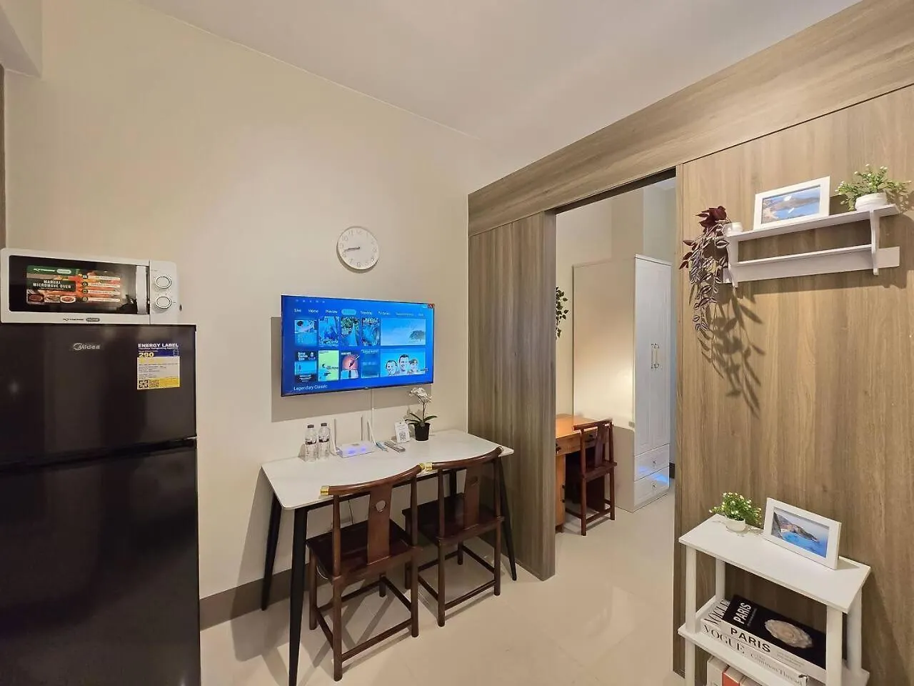 1Br Unit Condotel W Balcony Fame Residences #Fm61 Manila Apartment