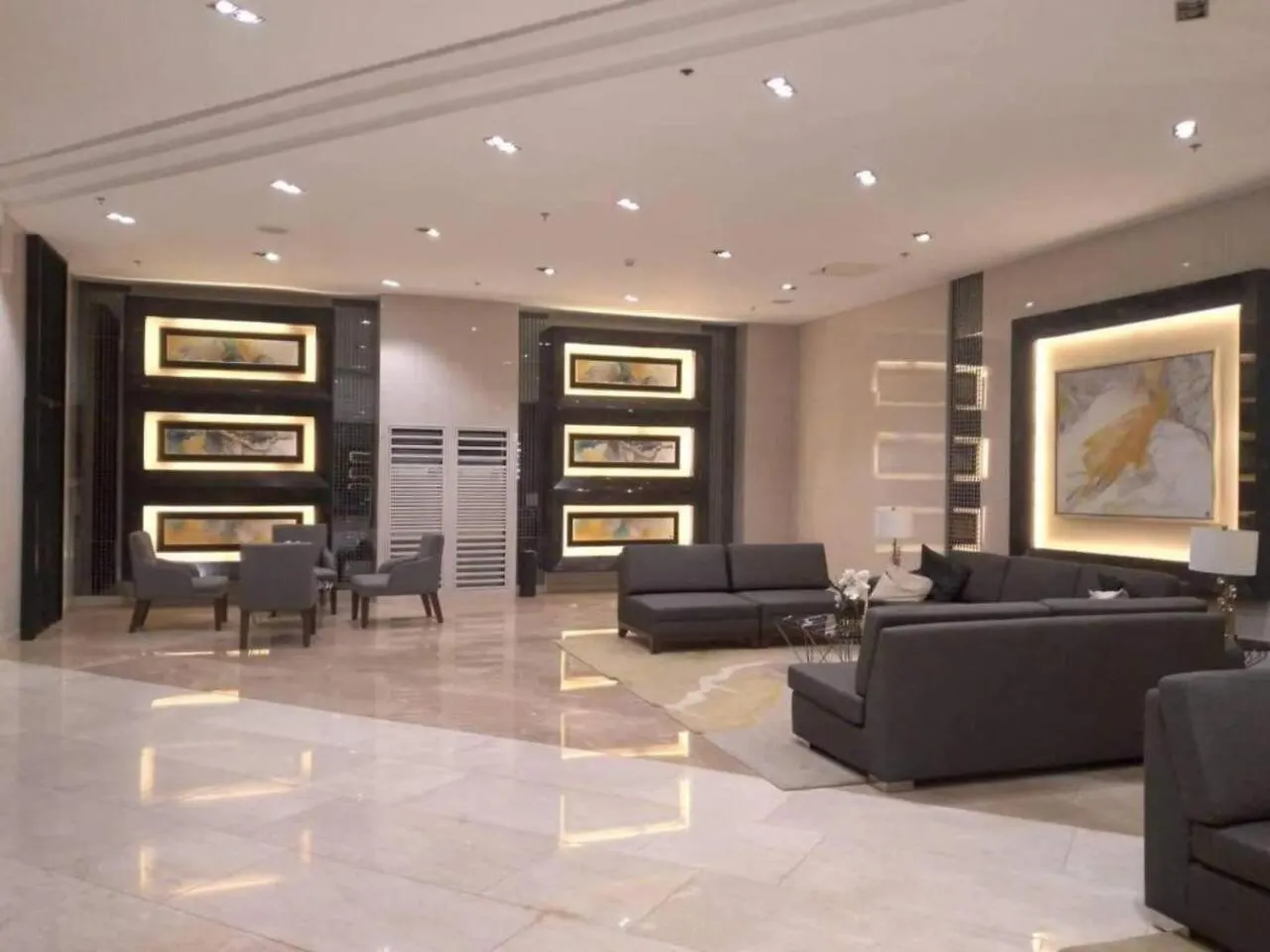 1Br Unit Condotel W Balcony Fame Residences #Fm61 Manila